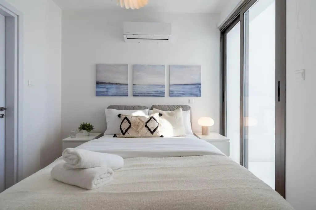 Moon Light 1-Bedroom Apartment In Larnaca Cyprus